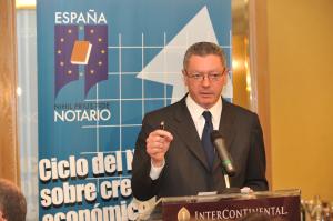 El ministro de Justicia Alberto Ruiz-Gallardón, en la inauguración del Ciclo del Notariado sobre crecimiento económico y seguridad jurídica