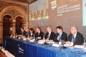 Intervención de los coordinadores de las sesiones del 11º Congreso Notarial en la jornada inaugural de Sevilla