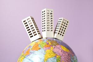 La compraventa de vivienda por extranjeros disminuyó un 4,4% interanual